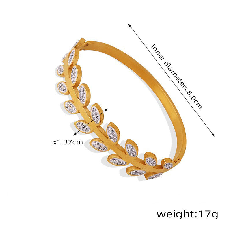 18K Gold Luxury Leaf-shaped Diamond Jewelry