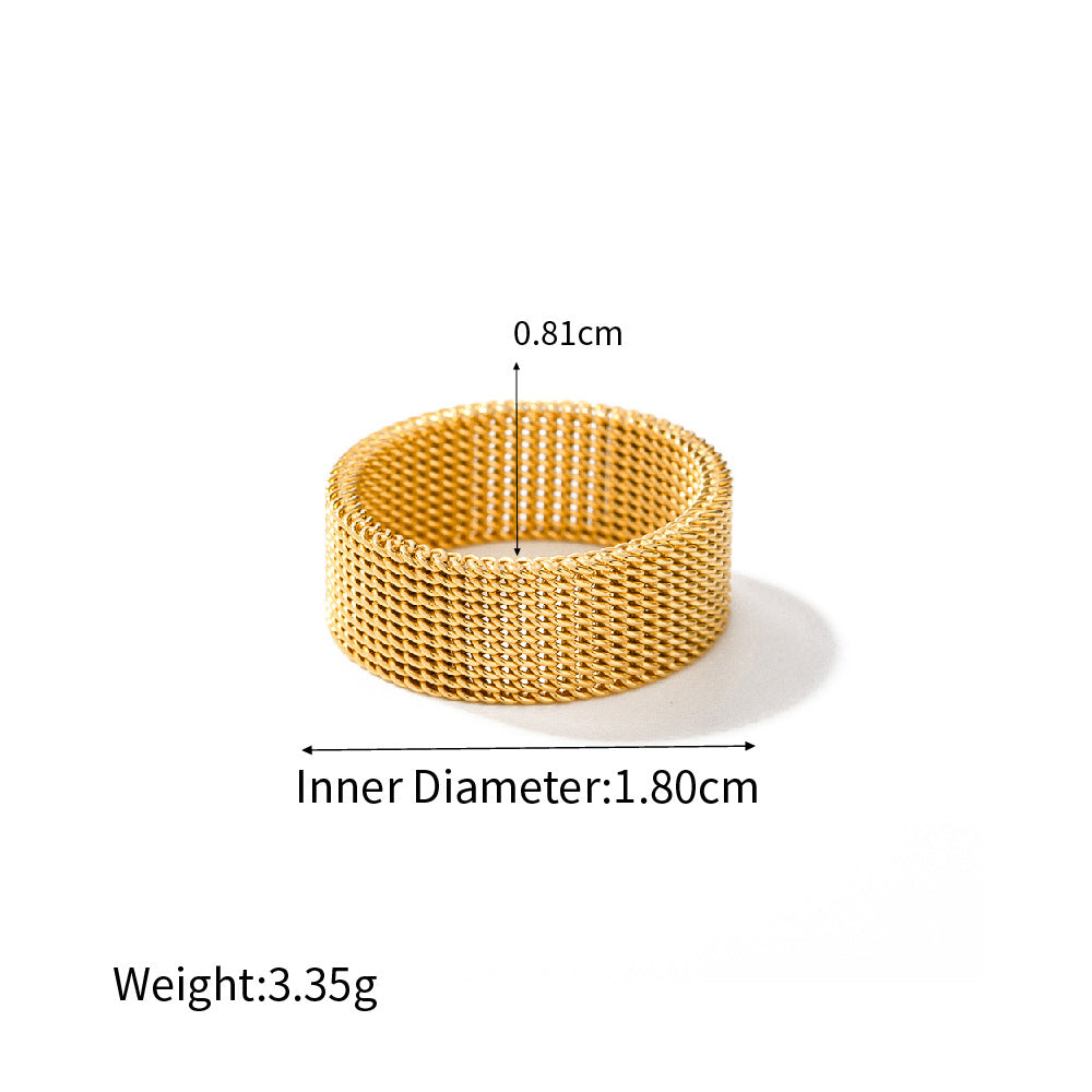18K Gold Exquisite Design Ring
