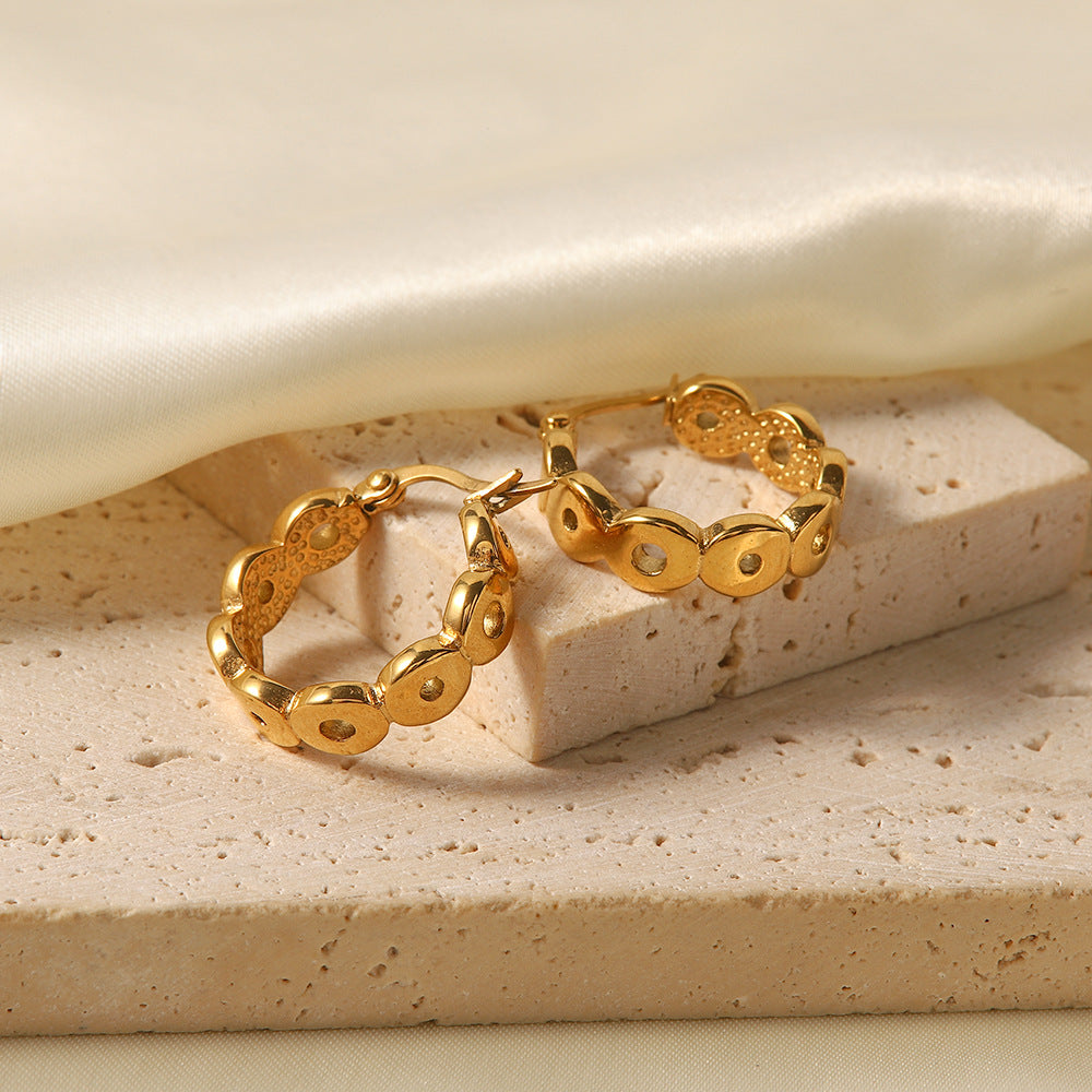 Simple circle Gold Earrings