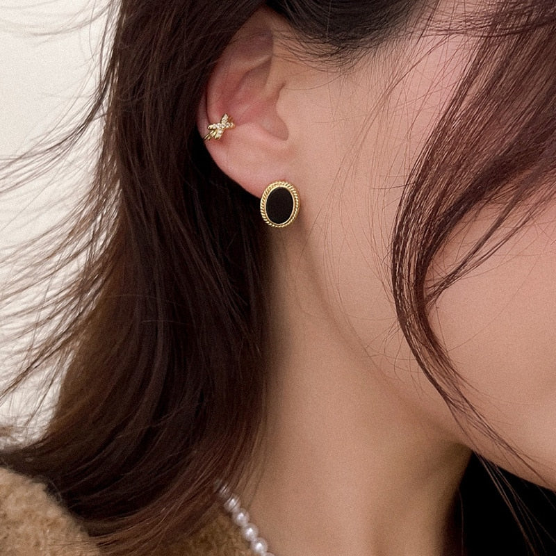 Black Oval Earrings