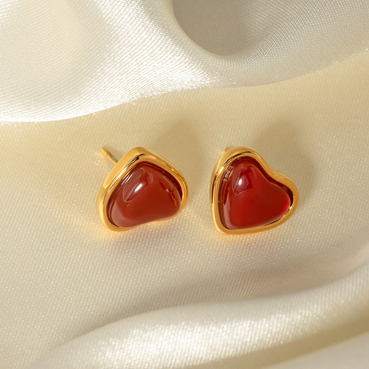 18k gold red gemstone earrings