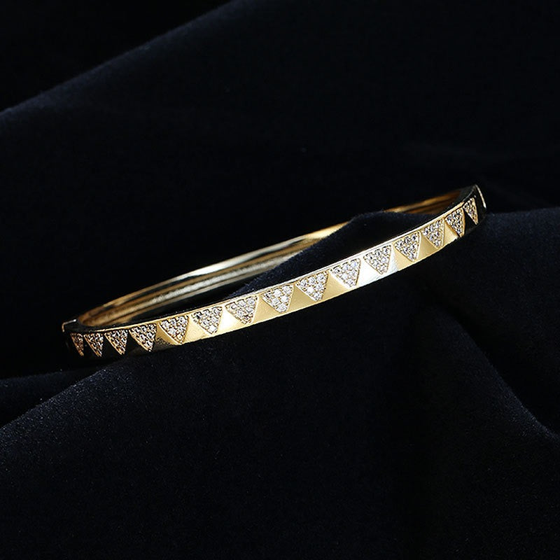 Gold Heart Bracelet
