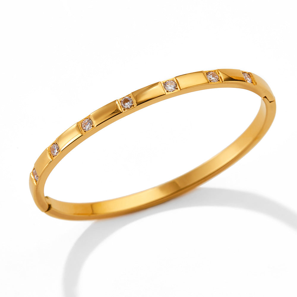 18K Gold Design Bracelet