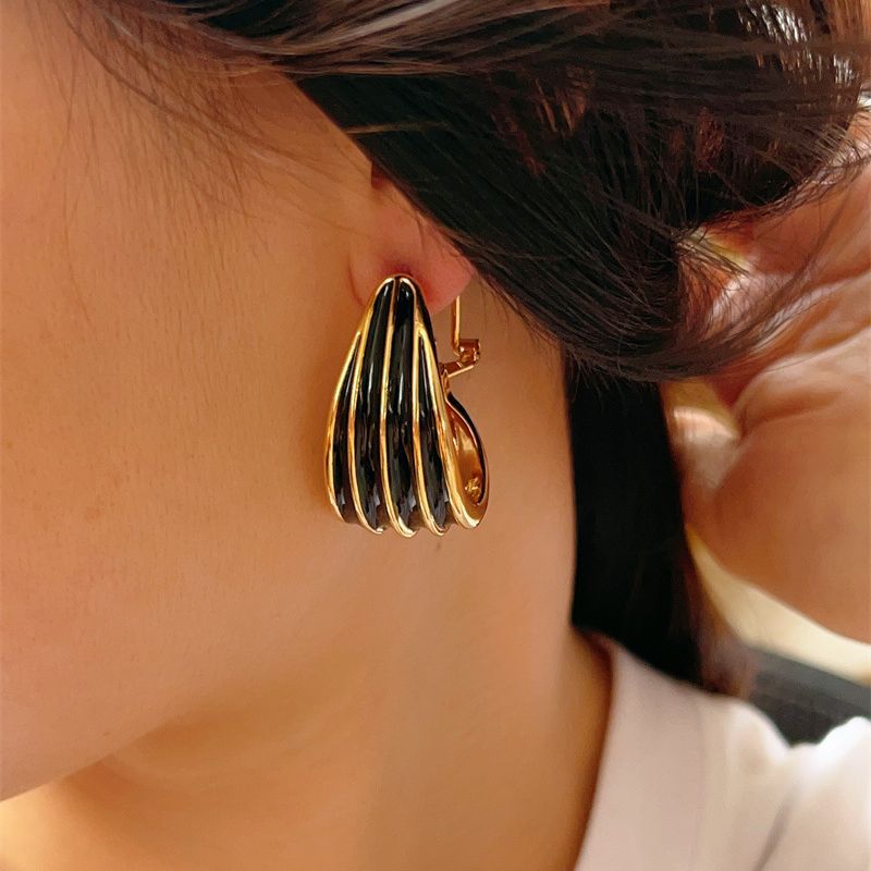 Drip C-Ring Elegant Earrings