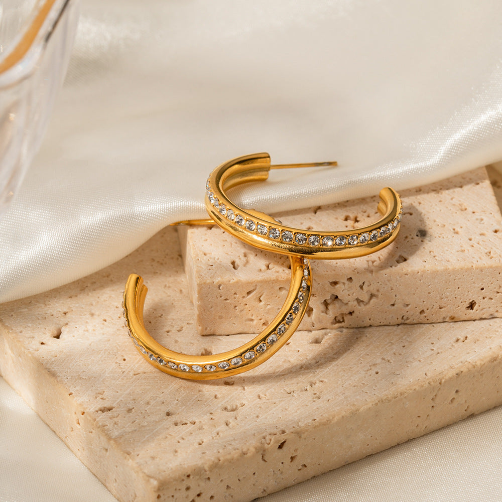 18K Gold Dazzling Hoop Earrings with Diamonds