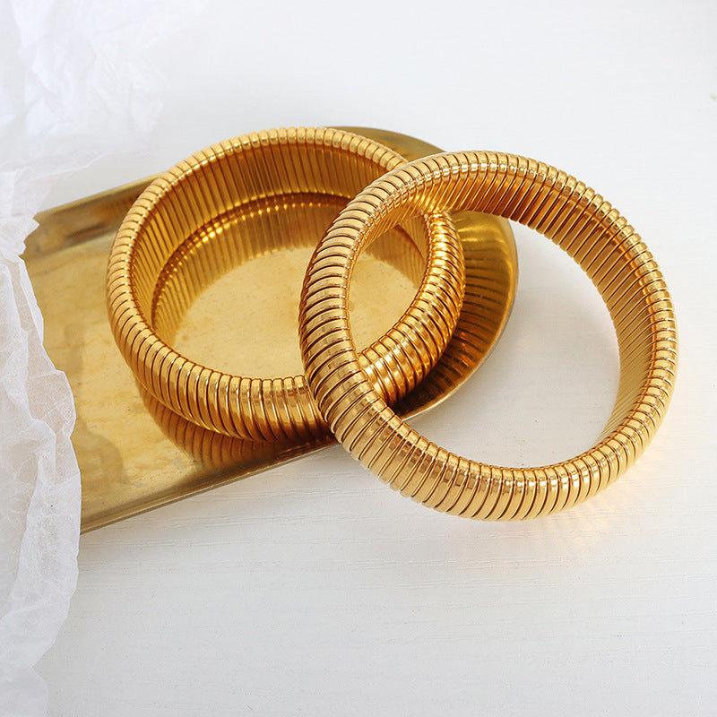 18K Gold Trendy Wide Style Bracelet