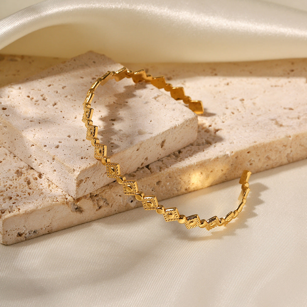 Open Antique Design Bracelet
