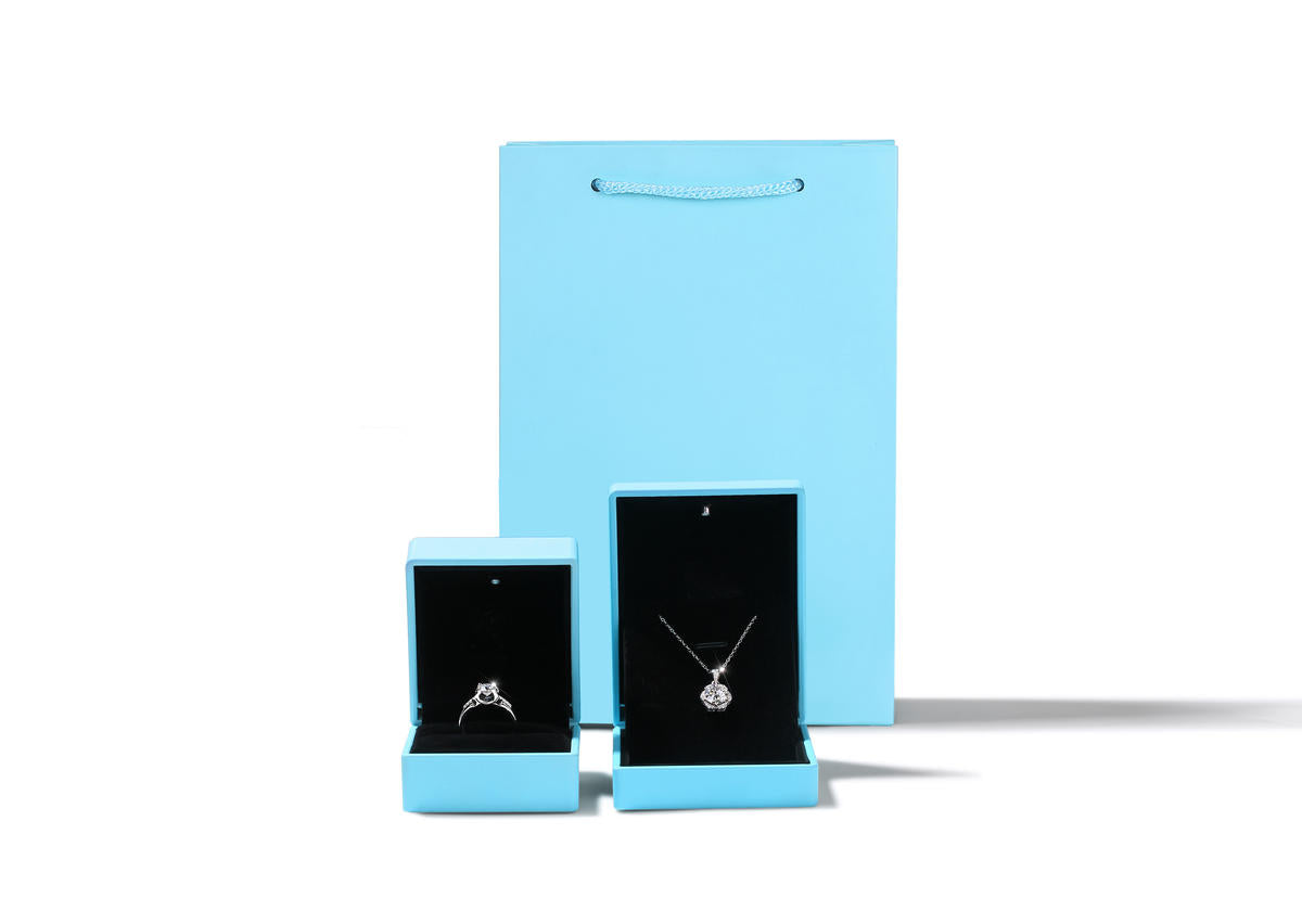 Hollow Out Heart Necklace