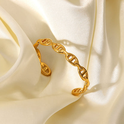 18K Gold Fashion Open bracelet