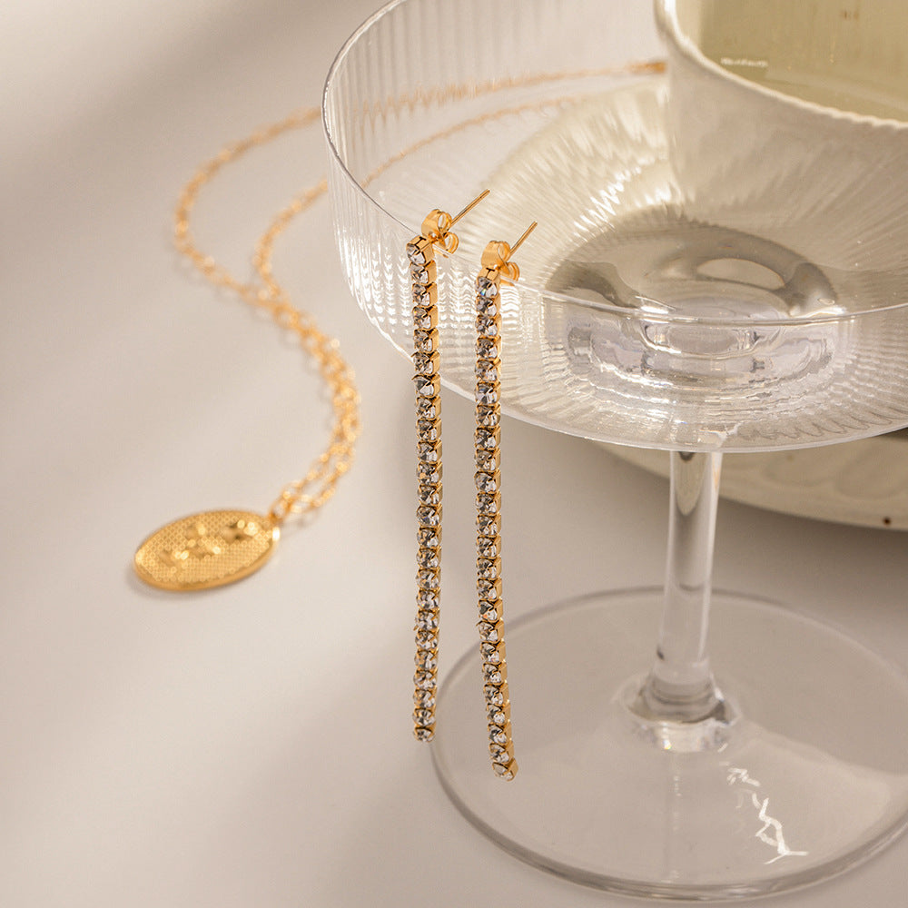 18K Gold Exquisite Dazzling Diamond Earrings