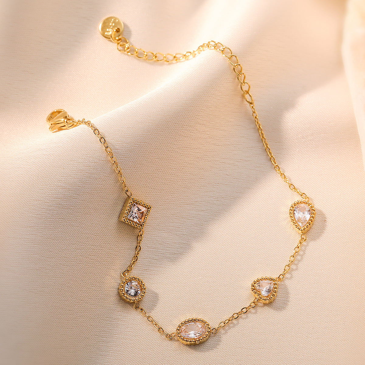 Clover Gold Bracelet