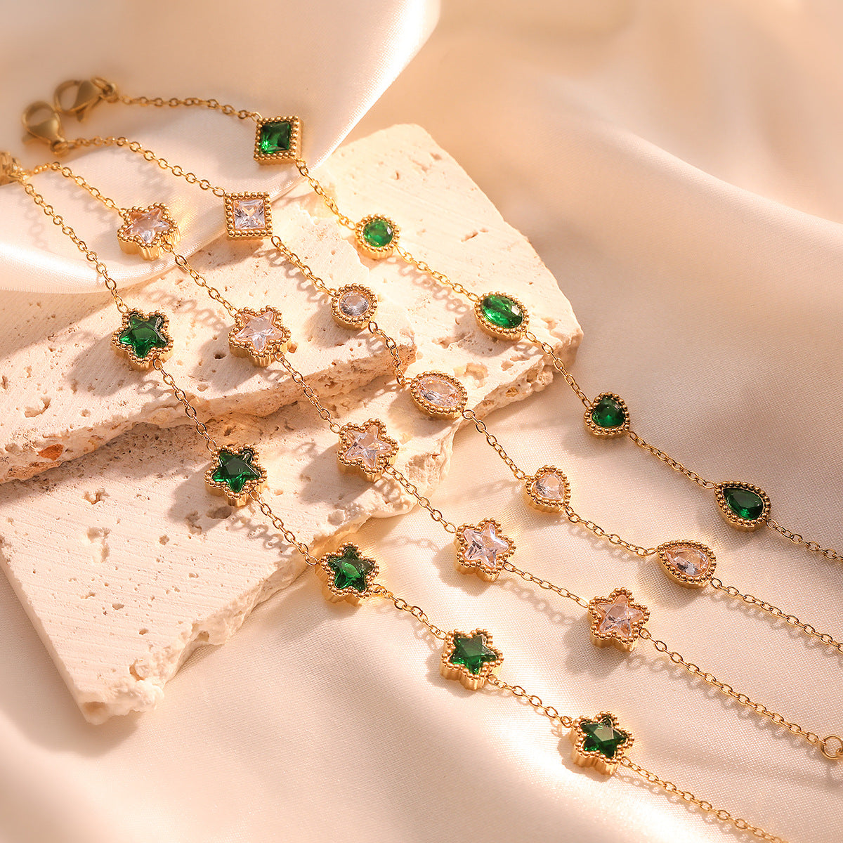 Clover Gold Bracelet