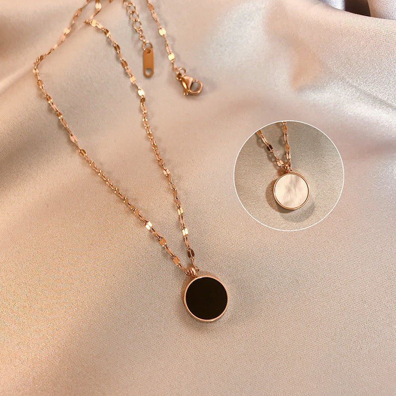 Trendround double-side necklace