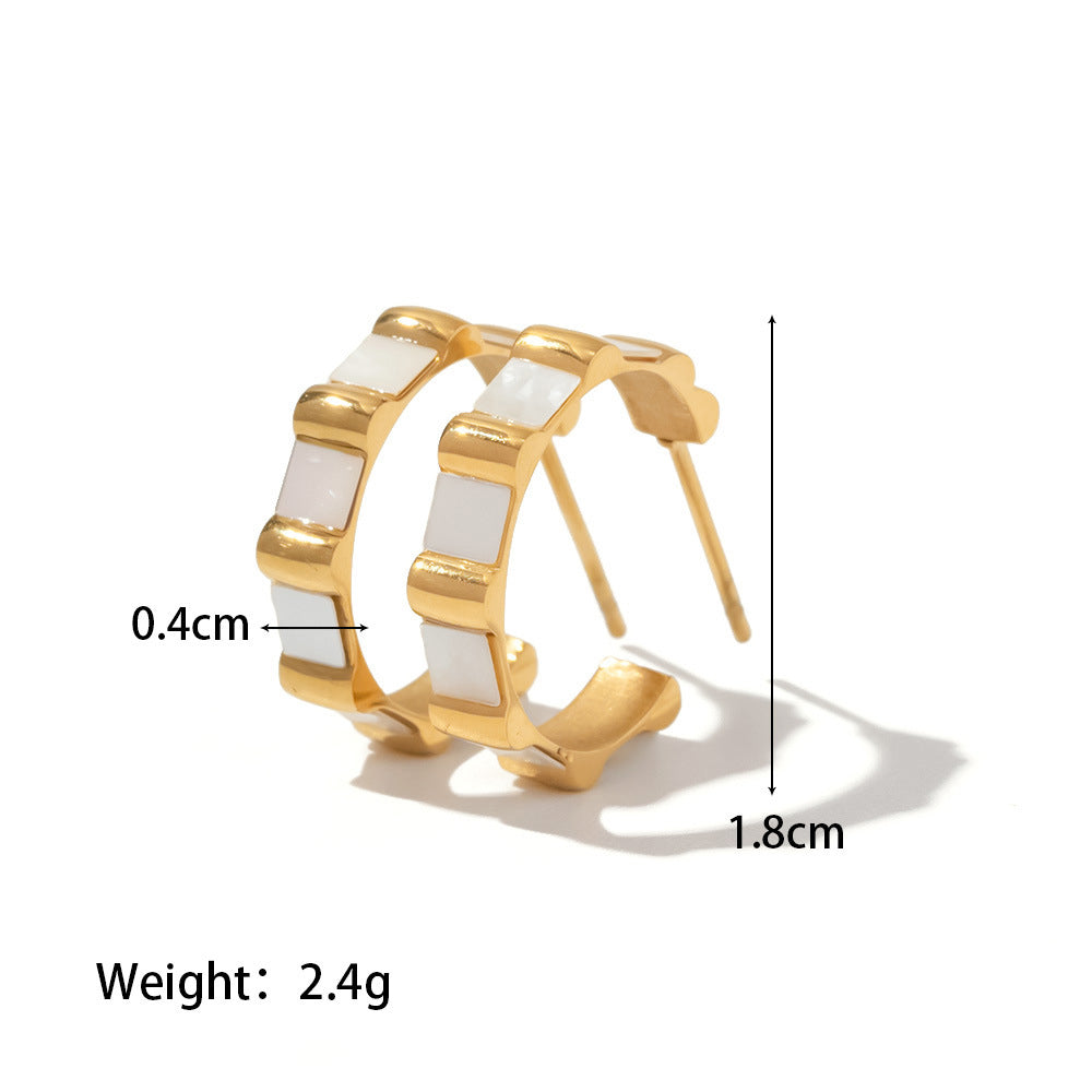 18k Gold C Shape Bamboo Earrings