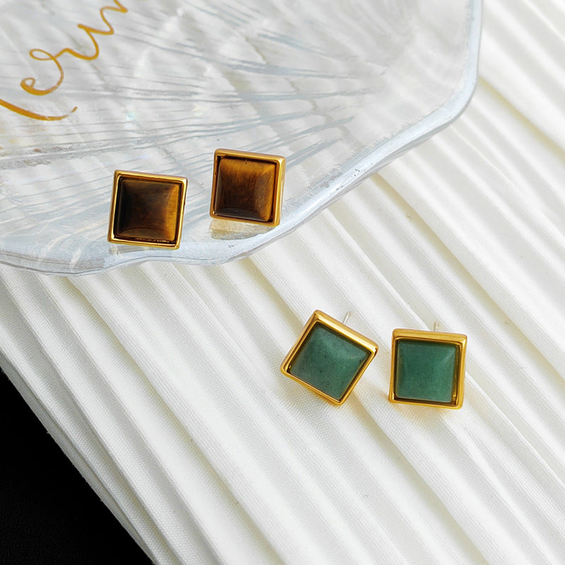 18k Square Gold Earrings