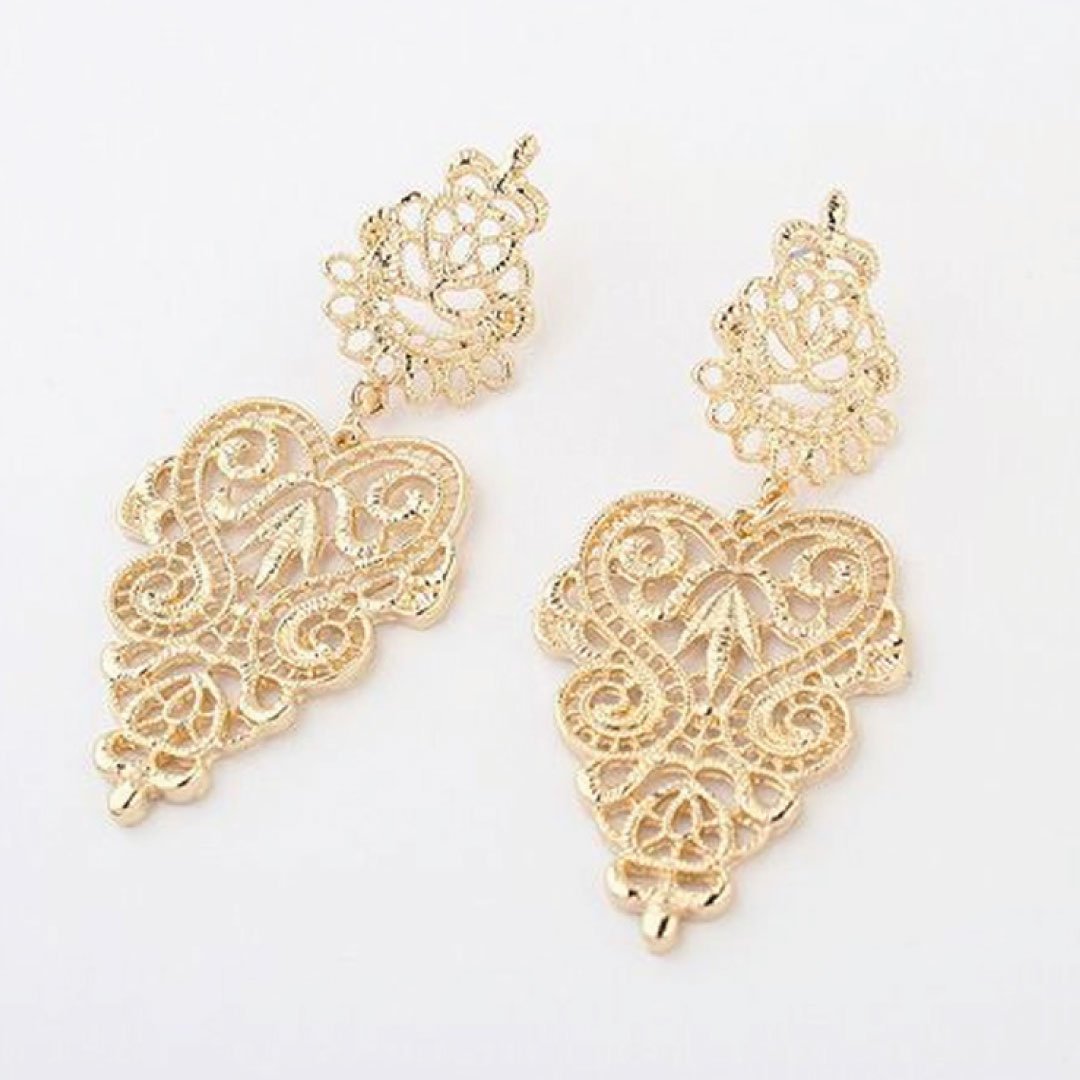 Gold Agnes Earrings